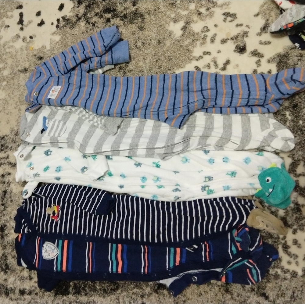 Bundle of 5 Carter's footie pajamas